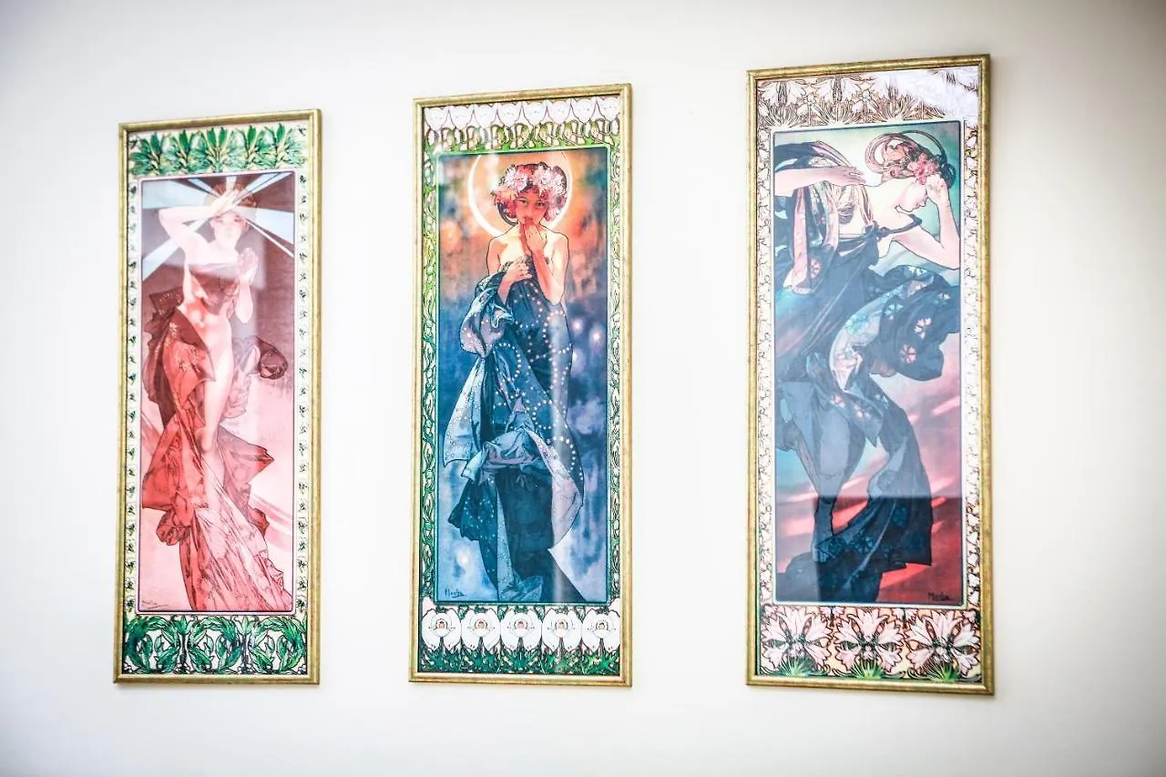 クラクフMain Square Platan Loft Collectionアパートメント クラクフ